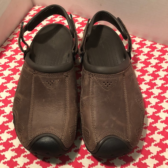 swiftwater leather clog